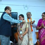 वर्तमान पर फोकस करें, निरंतर सीखते रहें और समाज के लिए योगदान दें-श्री डेका