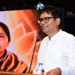 निःस्वार्थ सेवा और मानवता की मिसाल है डॉ. राजेश्वरी अम्मा का जीवन : वित्त मंत्री ओ.पी. चौधरी