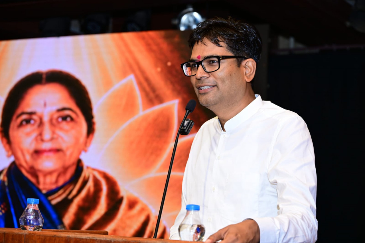 निःस्वार्थ सेवा और मानवता की मिसाल है डॉ. राजेश्वरी अम्मा का जीवन : वित्त मंत्री ओ.पी. चौधरी